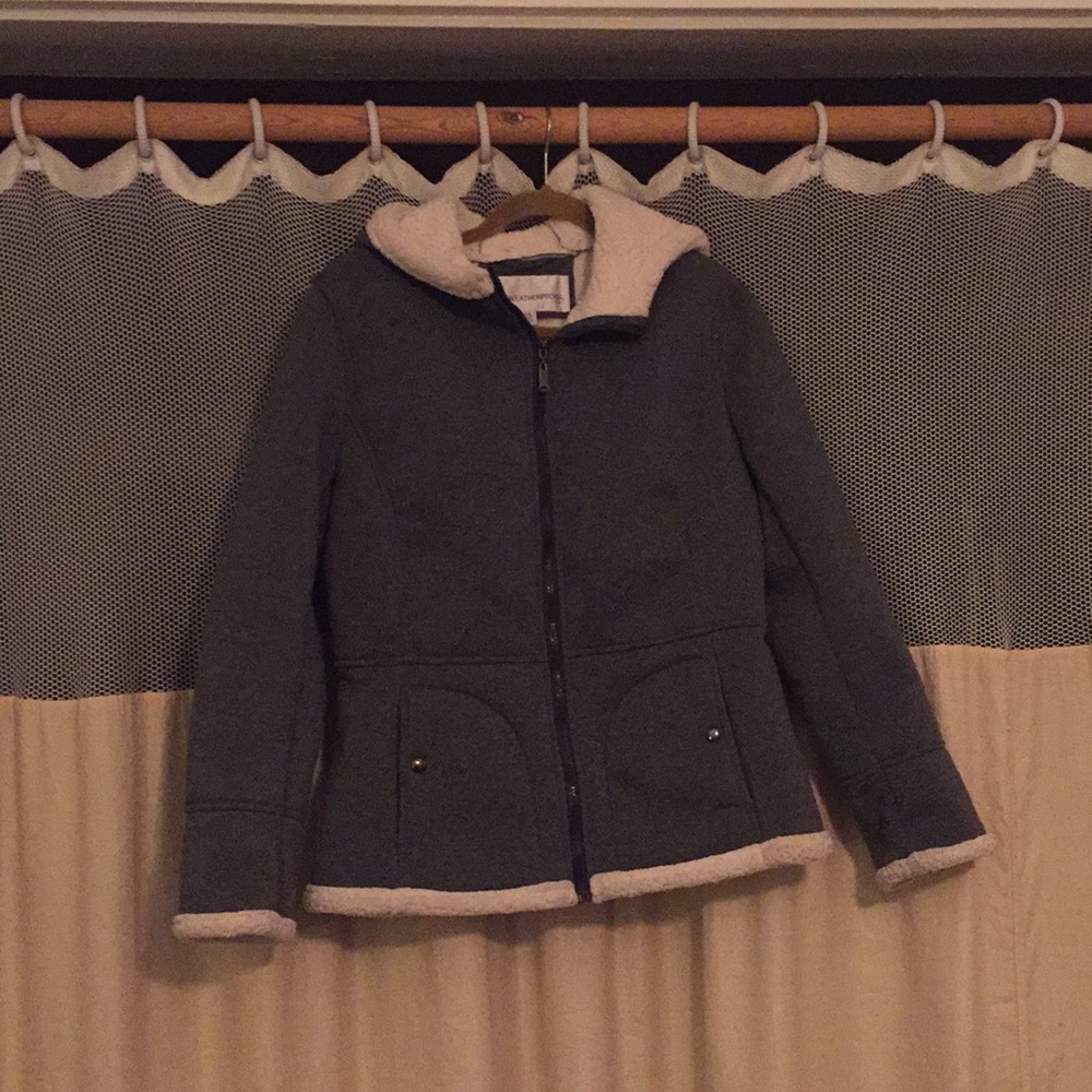 Weatherproof - Picture 1 of 7